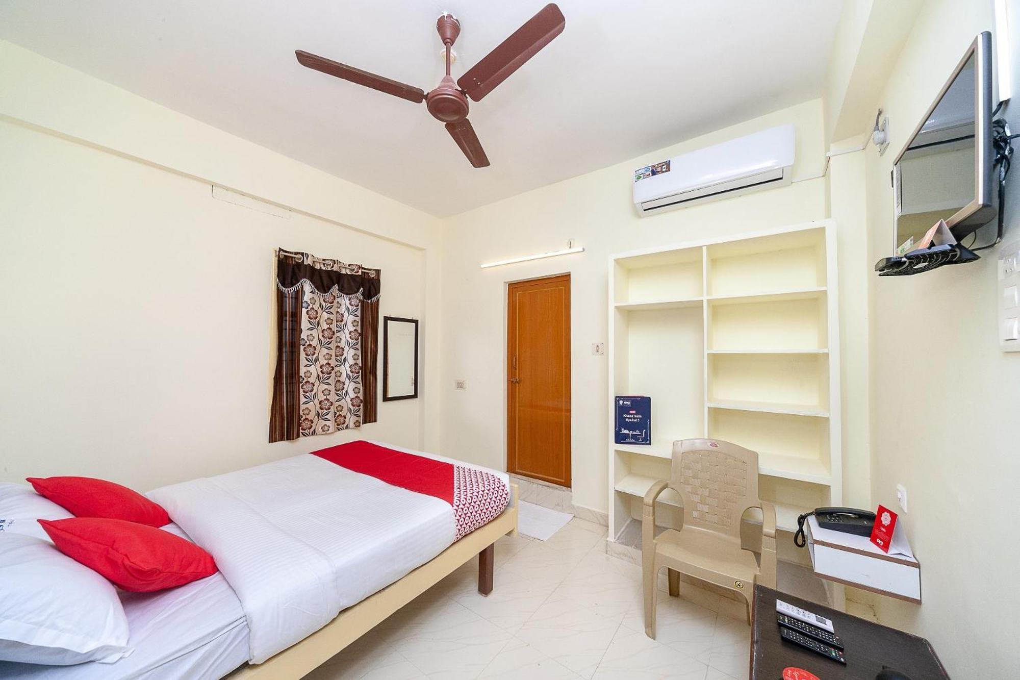 Oyo Hotel Sannidhi Residency Tirupati Ngoại thất bức ảnh