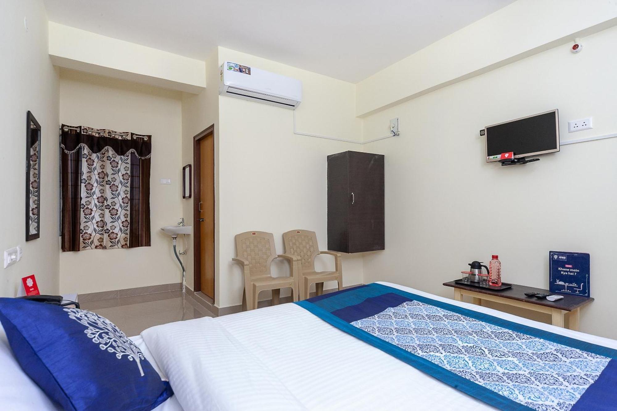 Oyo Hotel Sannidhi Residency Tirupati Ngoại thất bức ảnh